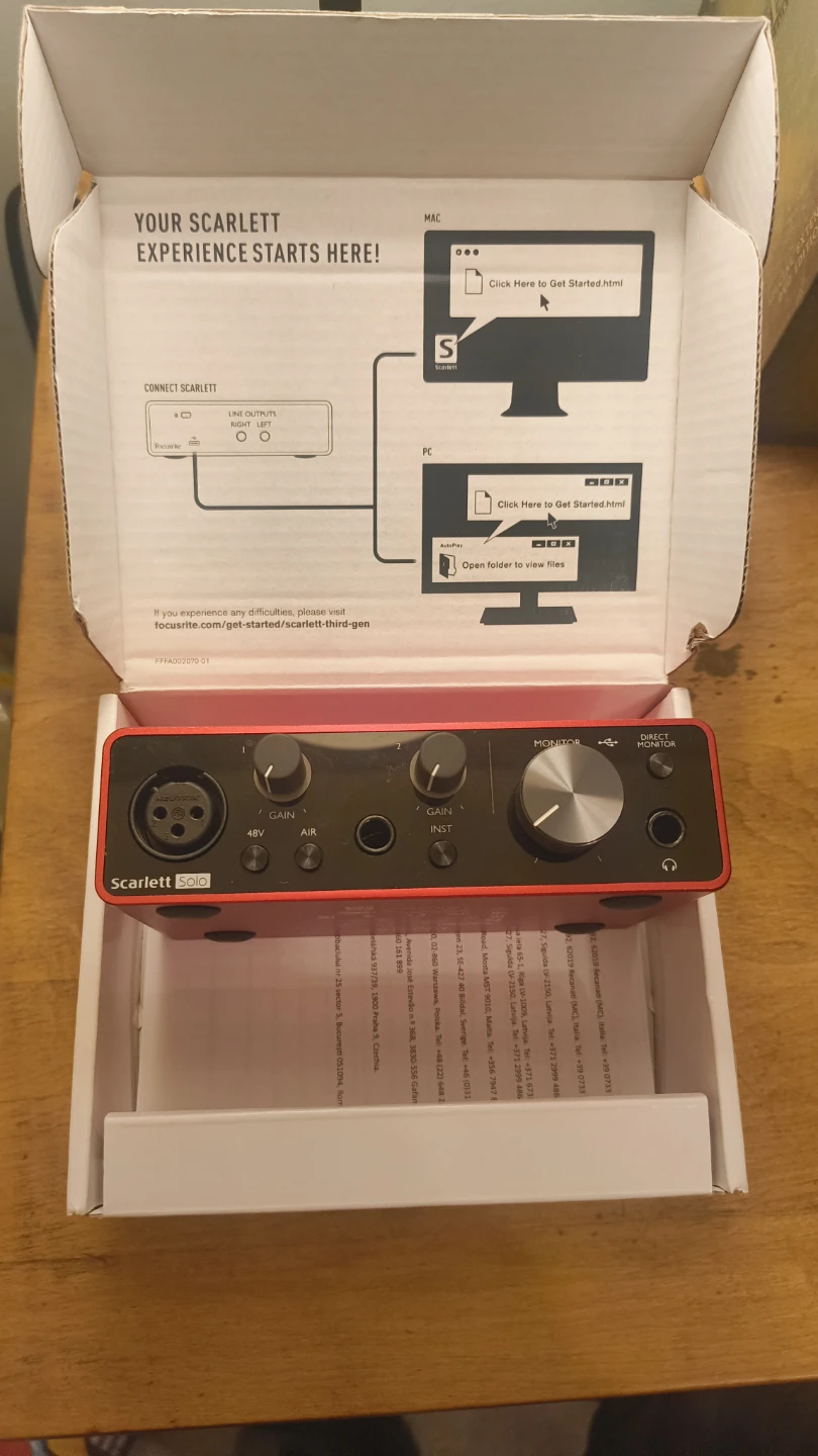 Focusrite Scarlett Solo 3rd Gen USB Audio Interface - photo 2