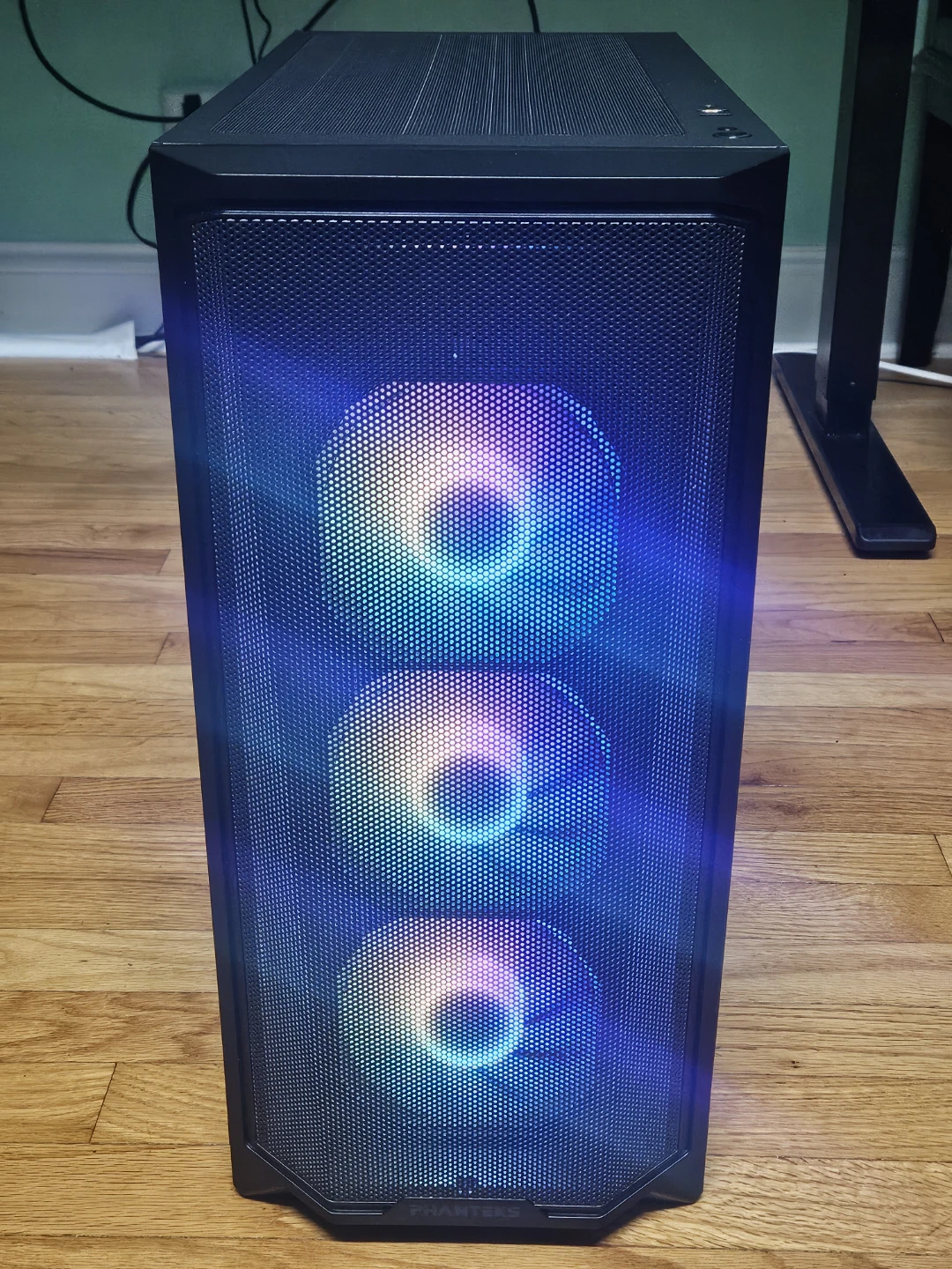 Custom Gaming PC: Ryzen 7 9850X3D, RTX 5070, 32GB DDR5 - Hinsdal - photo 2