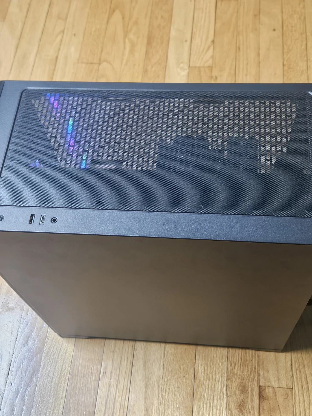 Custom Gaming PC: Ryzen 7 9850X3D, RTX 5070, 32GB DDR5 - Hinsdal - photo 3