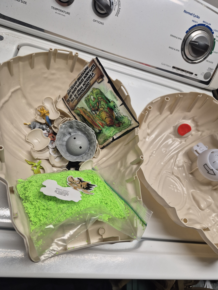 Treasure X Skull Playset with Dinosaur - photo 2
