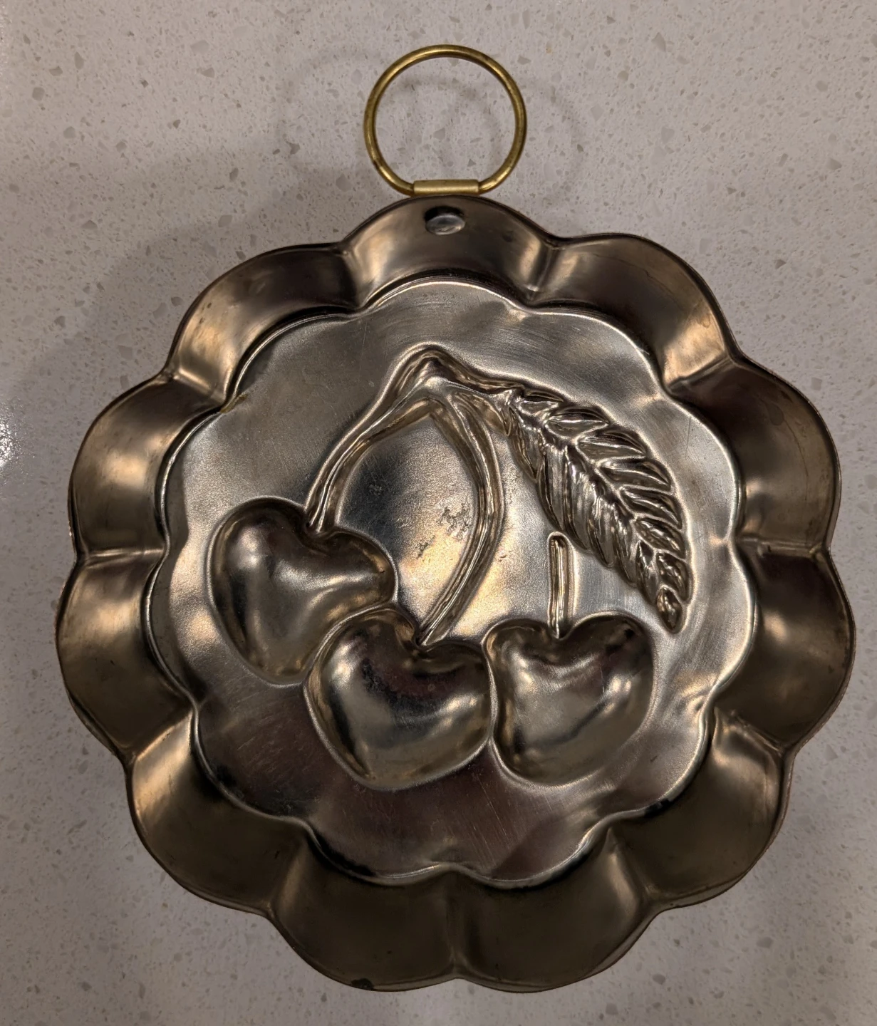 Vintage Copper Mold with Cherries - photo 2