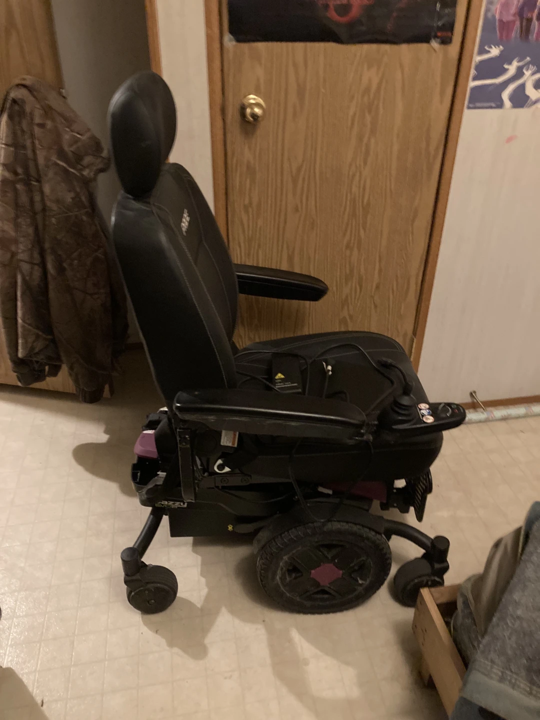 Pride Jazzy Evo 613 Power Wheelchair - photo 4