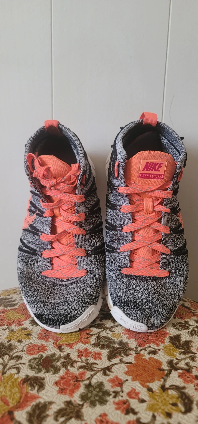 Nike Flyknit Chukka Shoes - photo 3