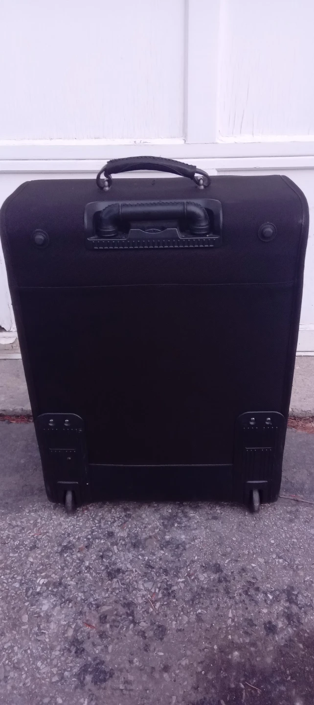 Atlantic Luggage 24" Rolling Suitcase - photo 3