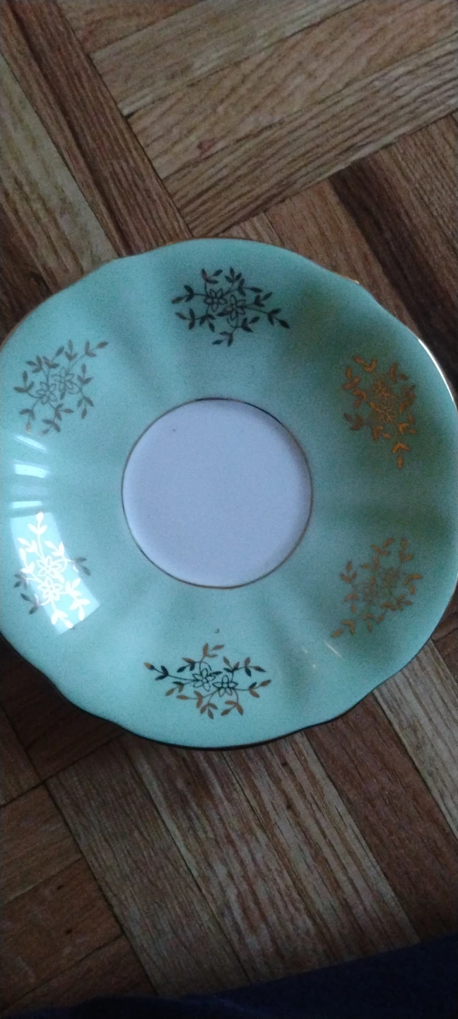 Queen Anne Fine Bone China Saucer
