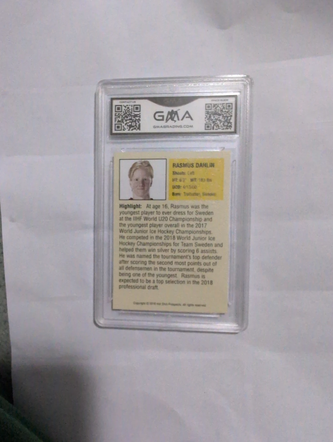 Rasmus Dahlin 2018 Hot Shot Prospects Hockey Card GMA - photo 2