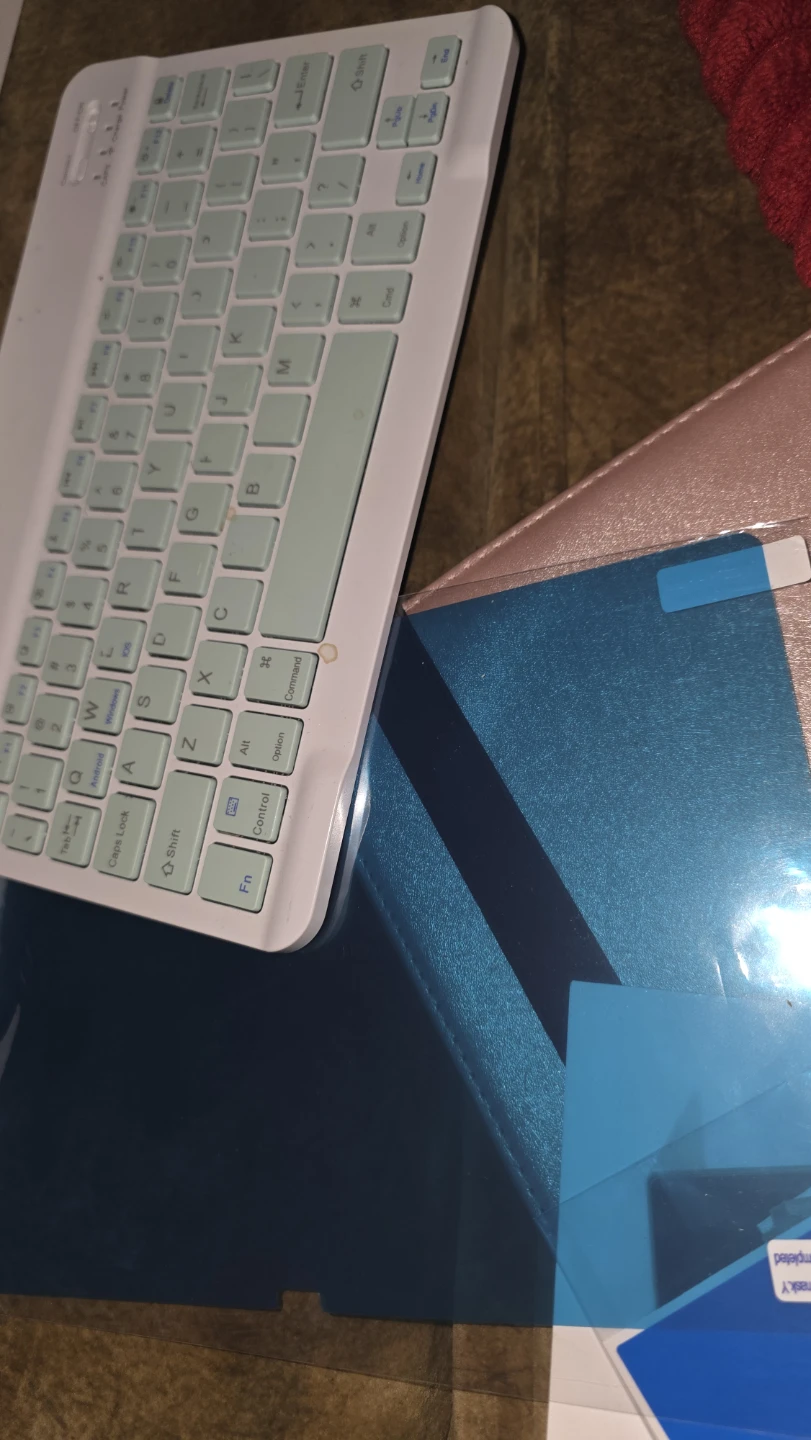 Samsung Tab A7 Tablet with Keyboard and Screen Protector - photo 4