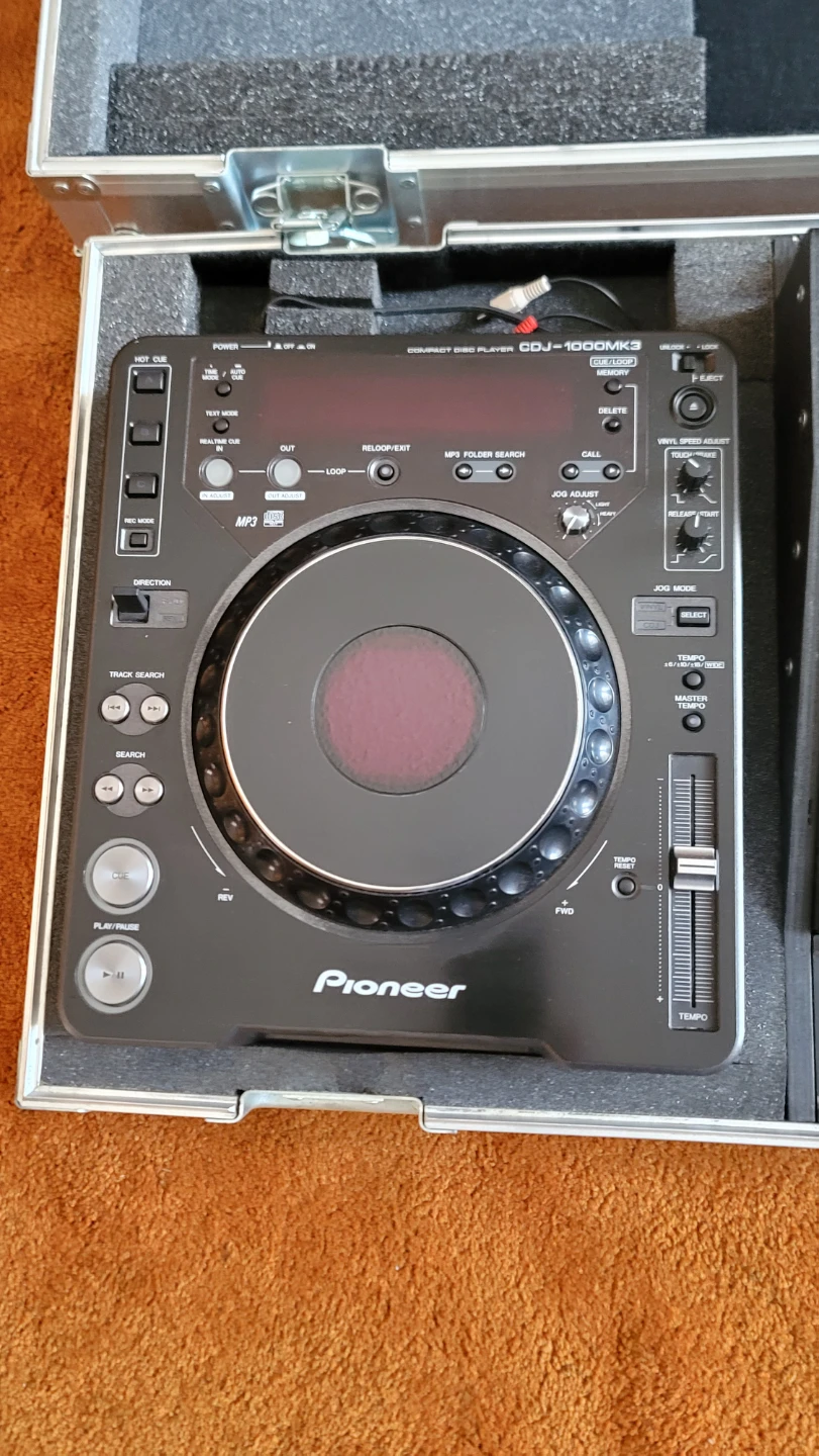 Pioneer DJM-3000 Mixer & 2x CDJ-1000MK3 Players with Case - photo 2