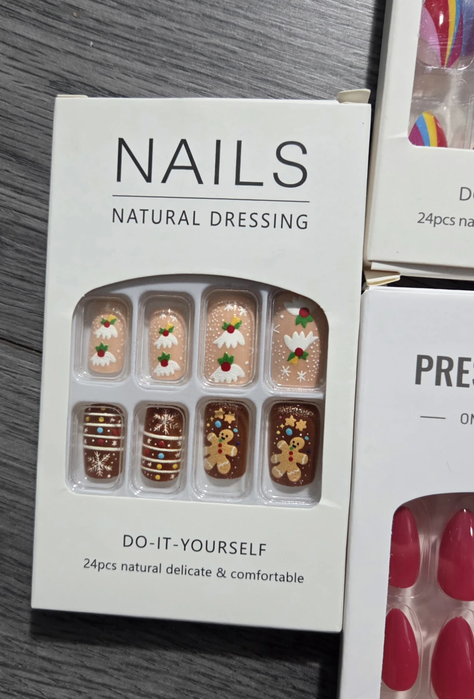 5 sets of press on nails - photo 2