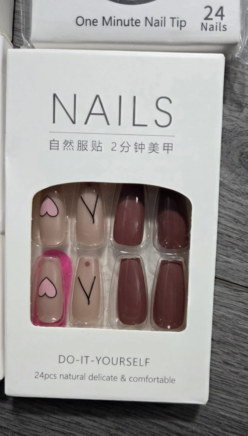 5 sets of press on nails - photo 5