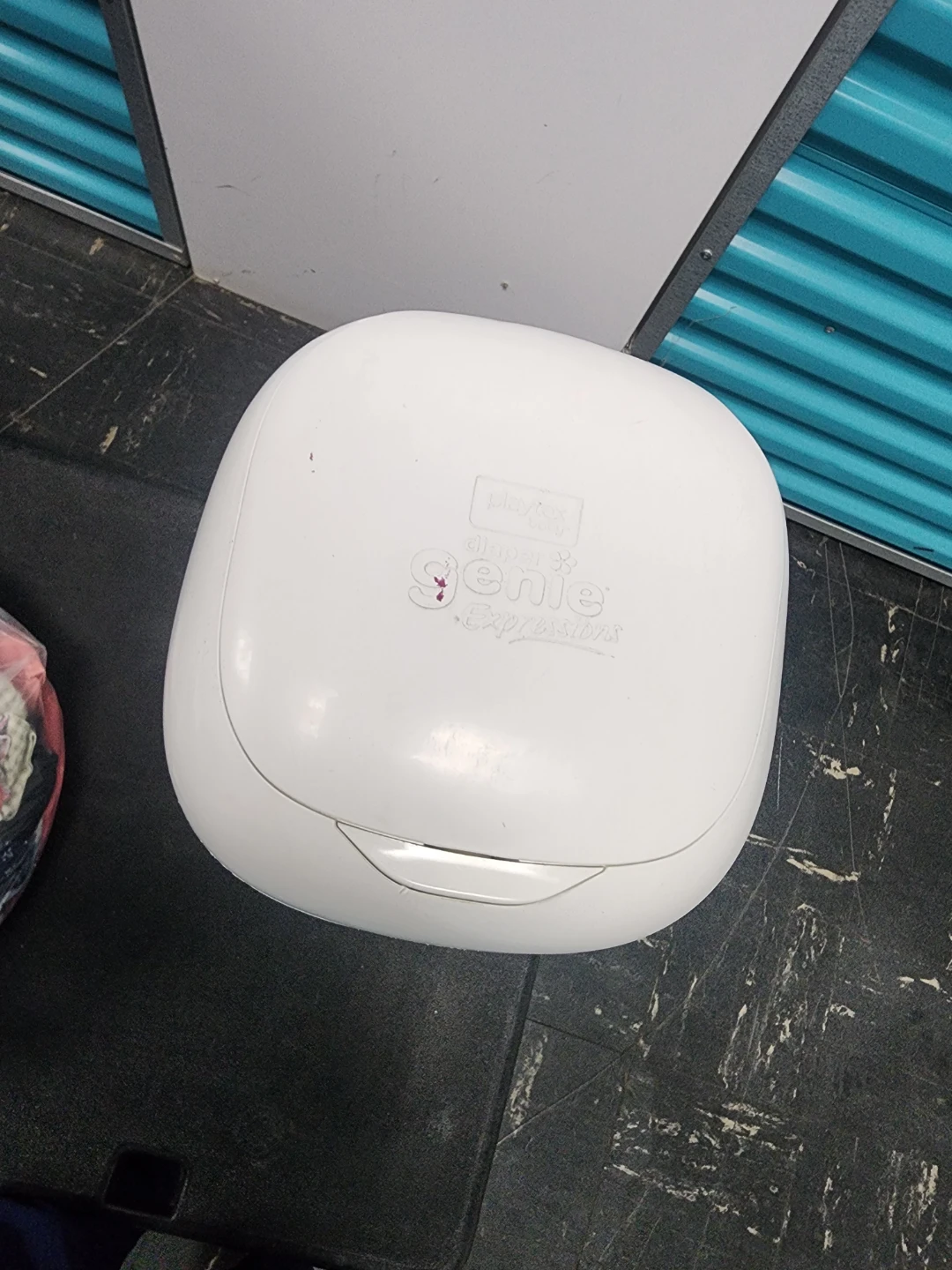 Playtex Diaper Genie Expressions Diaper Pail - photo 2