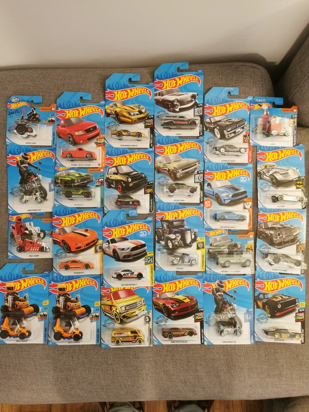 Bulk of Hot Wheels