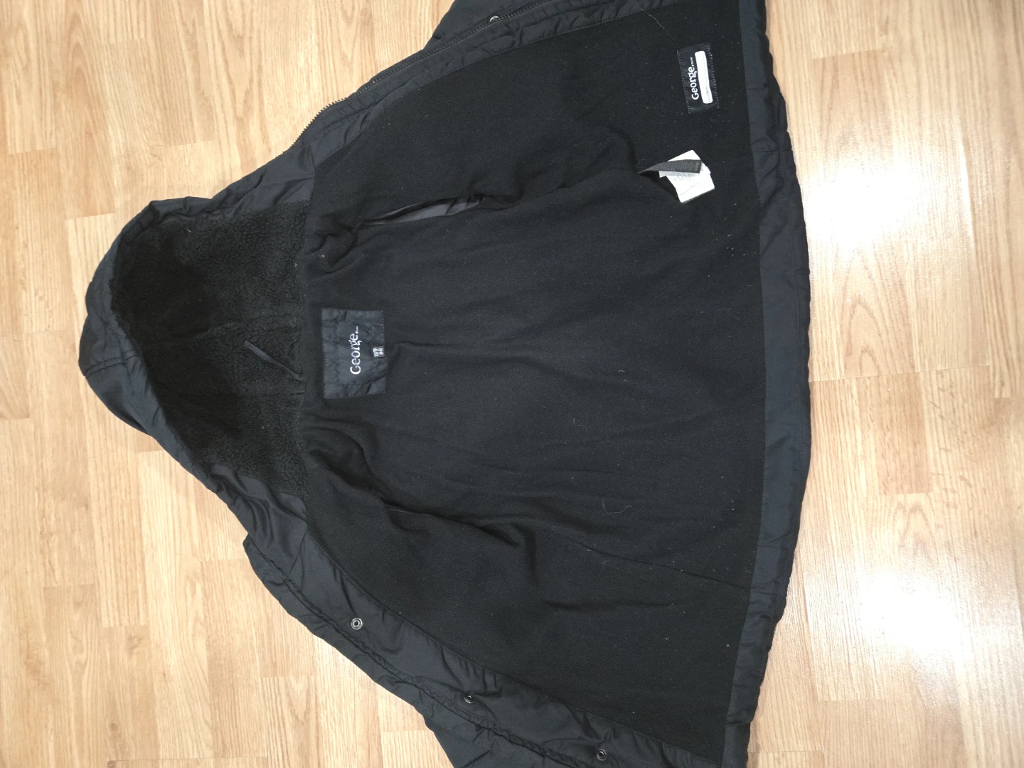 Black puffer winter jacket XS/TP (4-5) - photo 2