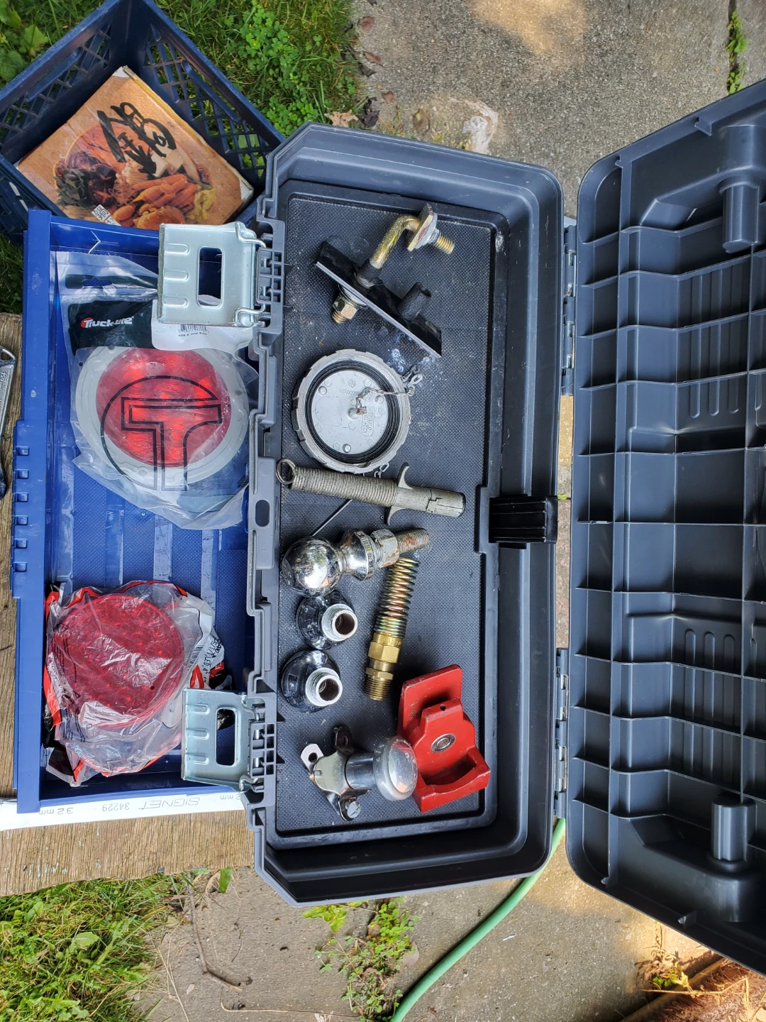 Maximum Tool Box with Assorted Fittings - photo 5