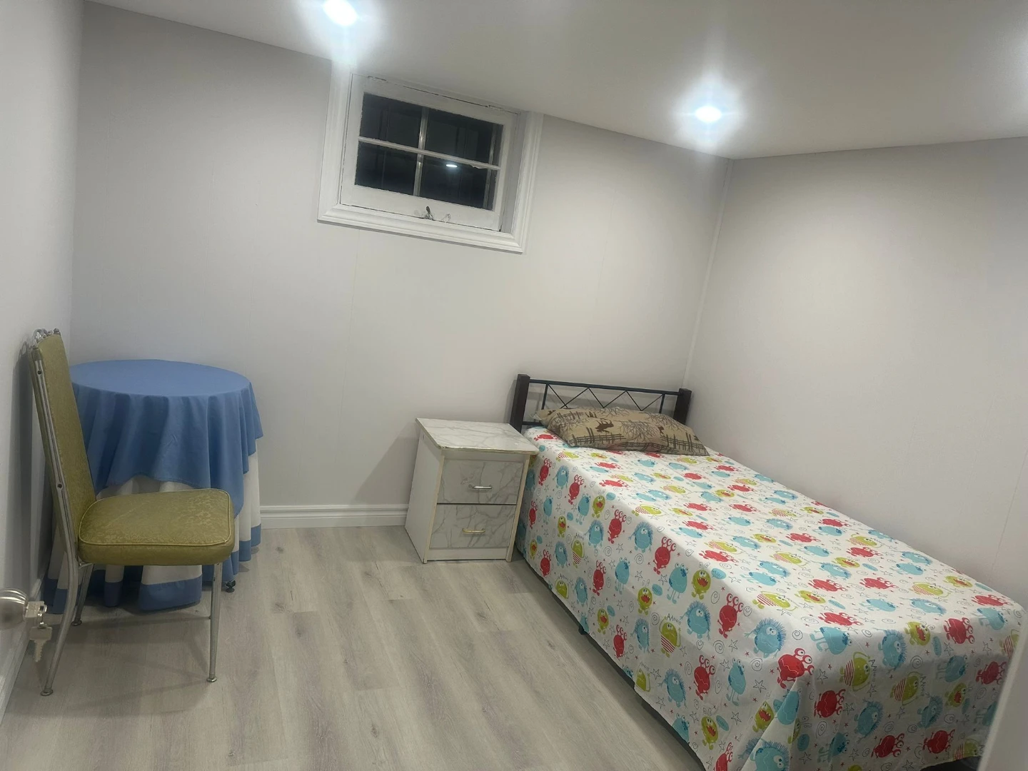 Private room for rent - photo 2