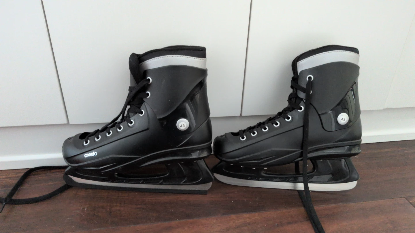 Oxelo Ice Skates - Size 43
