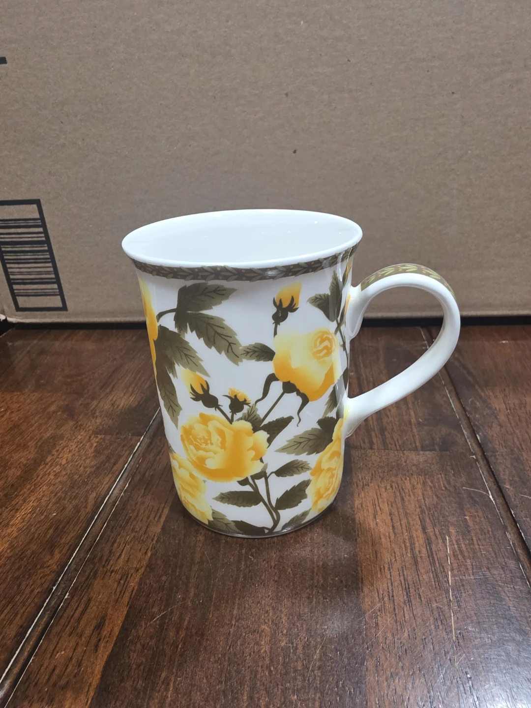 Mayfair & Jackson Fine Bone China Mug - Yellow Roses - photo 2