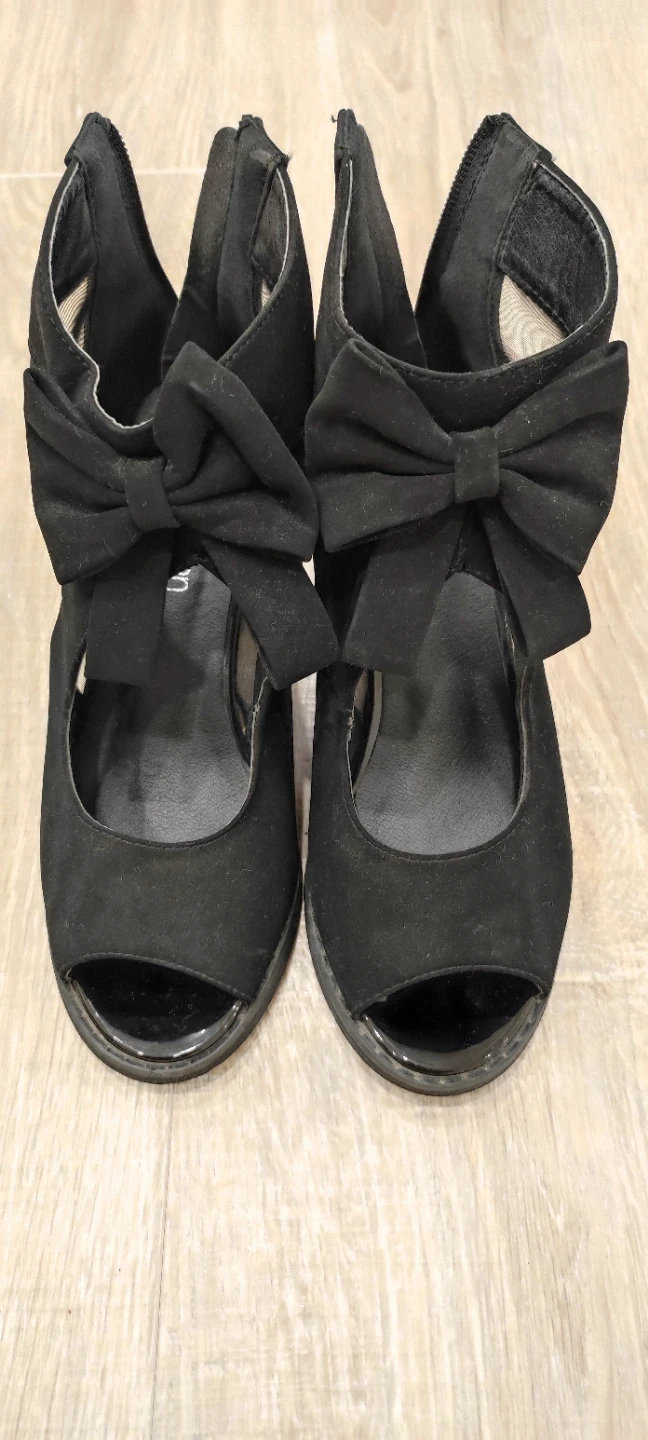 Black Suede Bow Heels - Size 36