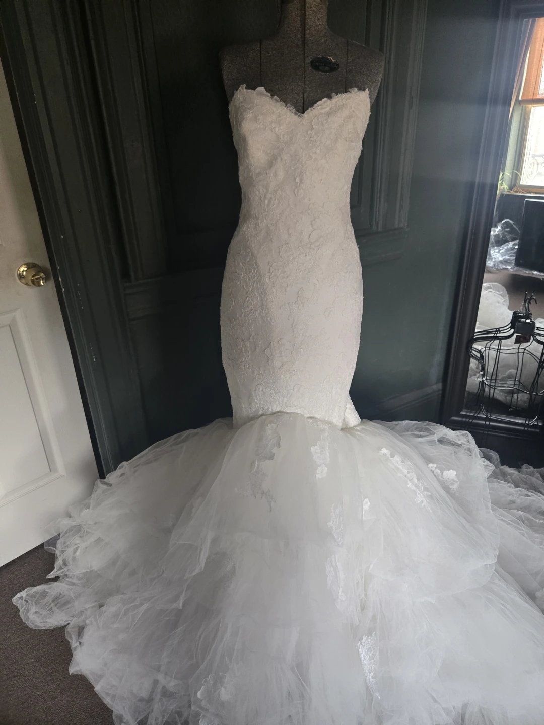 Enzoani  Kendra.  Lace bridal gown