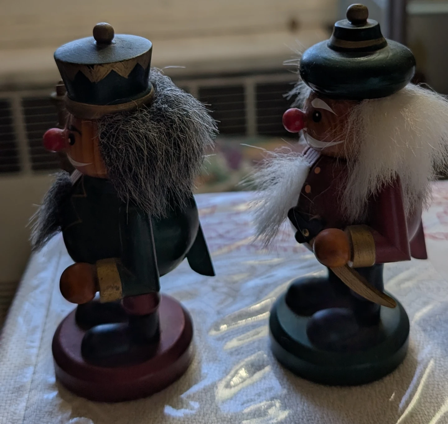 Wooden Nutcracker Figurines - Set of 2 - photo 2