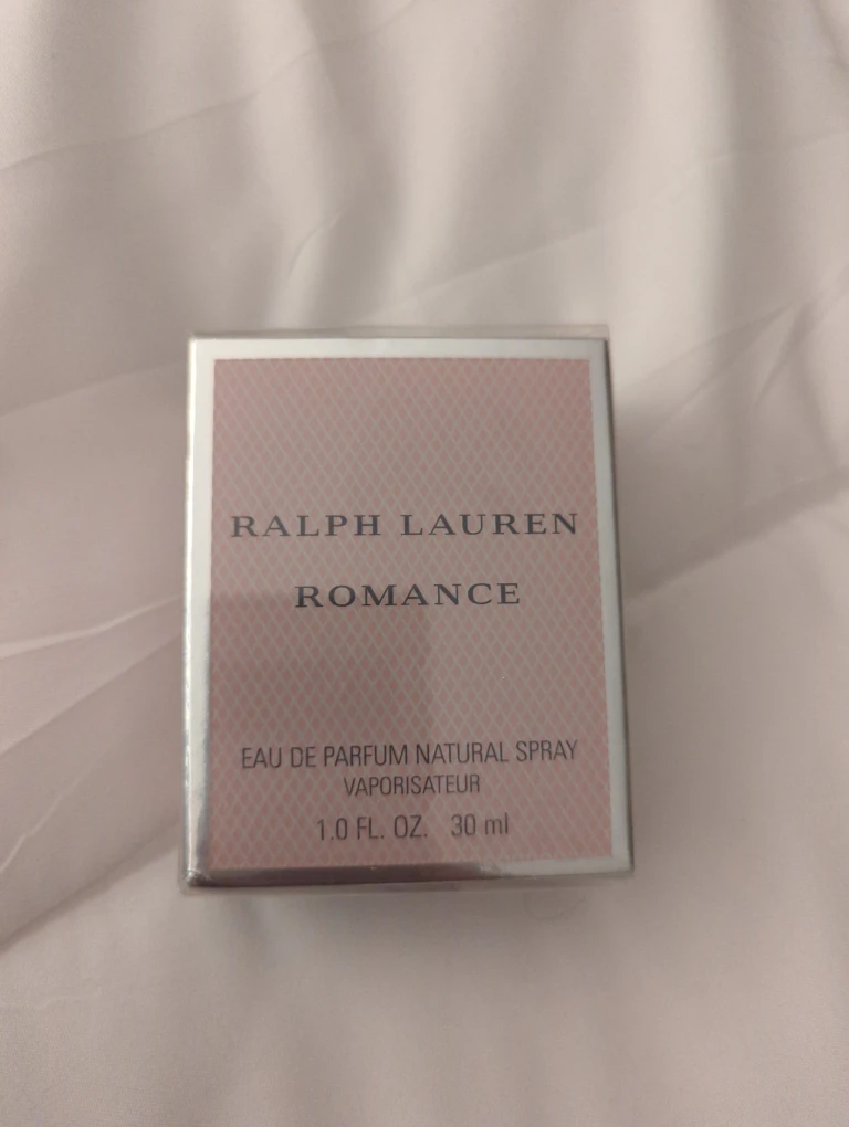 Ralph Lauren Romance Eau de Parfum Natural Spray 30ml - photo 2