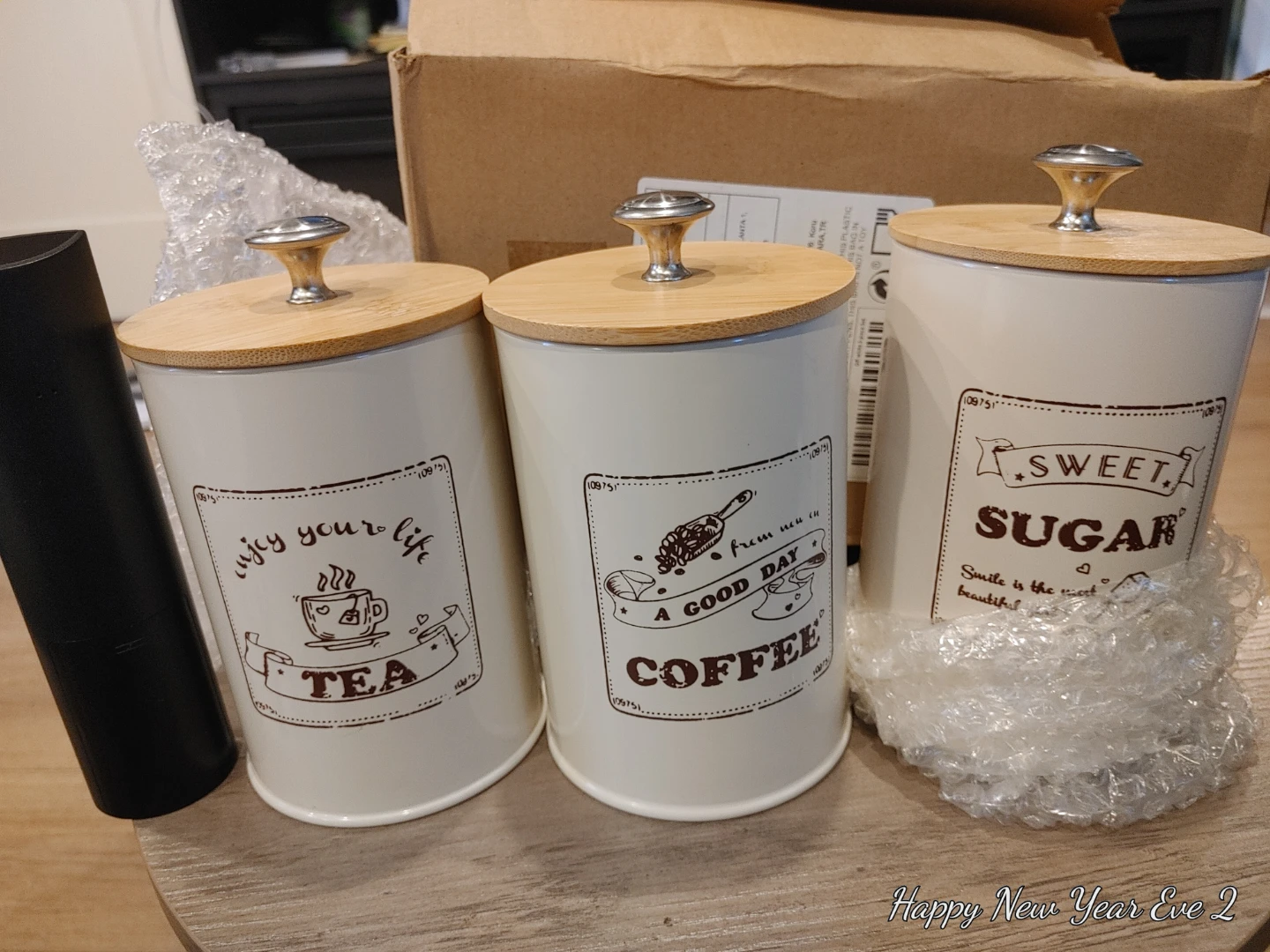 Set of 3 White Metal Kitchen Canisters with Bamboo Lids - photo 2