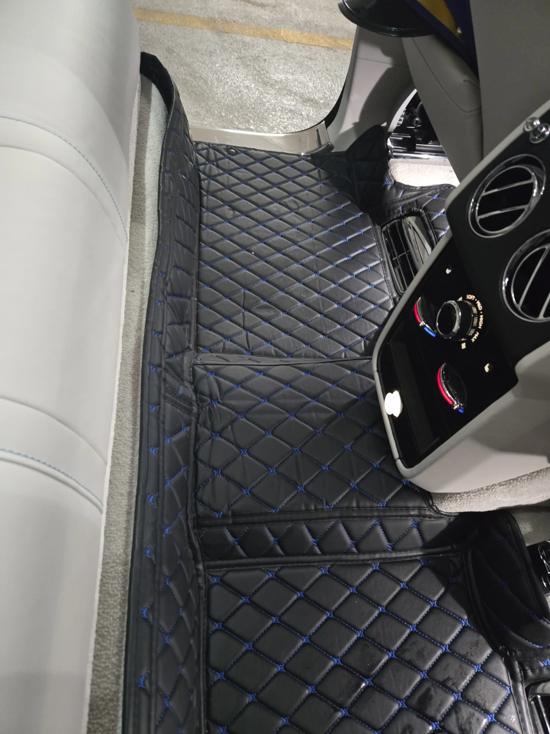 LUXUS Quilted Floor Mats Black with Blue Stitching for Car - photo 4