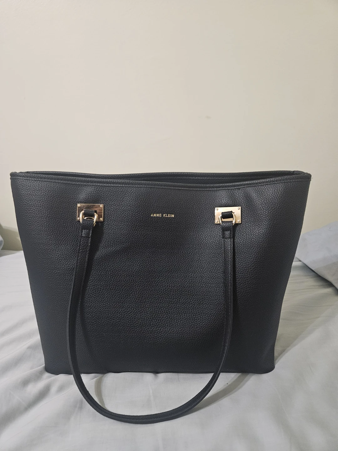 Anne Klein Black Tote Bag + Matching Pouch + Glasses Holder - photo 3