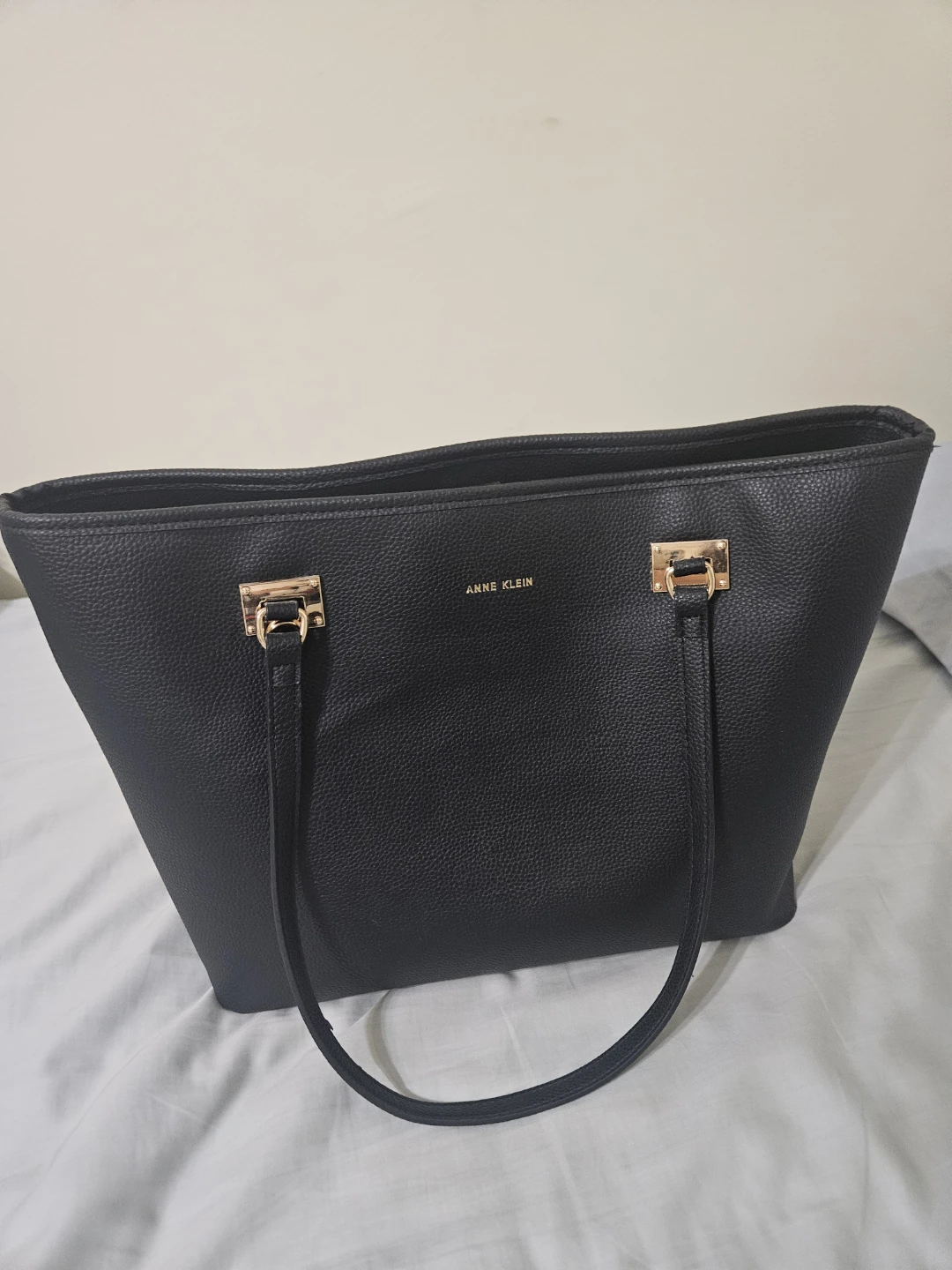 Anne Klein Black Tote Bag + Matching Pouch + Glasses Holder - photo 4