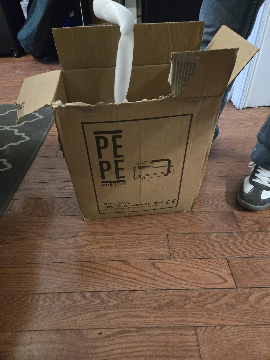 PE PE MOBILITY Toilet Seat Riser with Handles