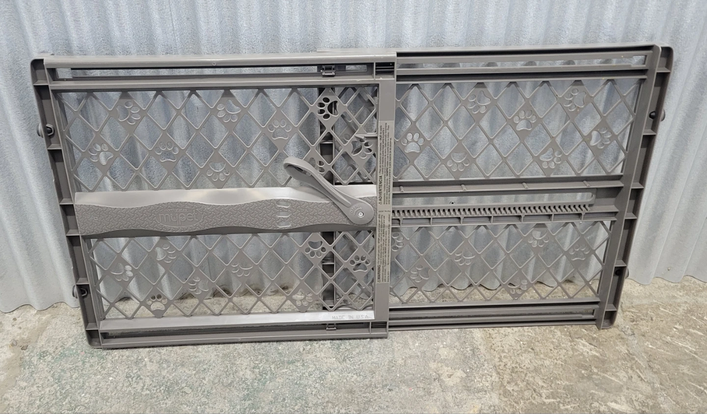 North States MyPet Pressure Mount Safety Gate