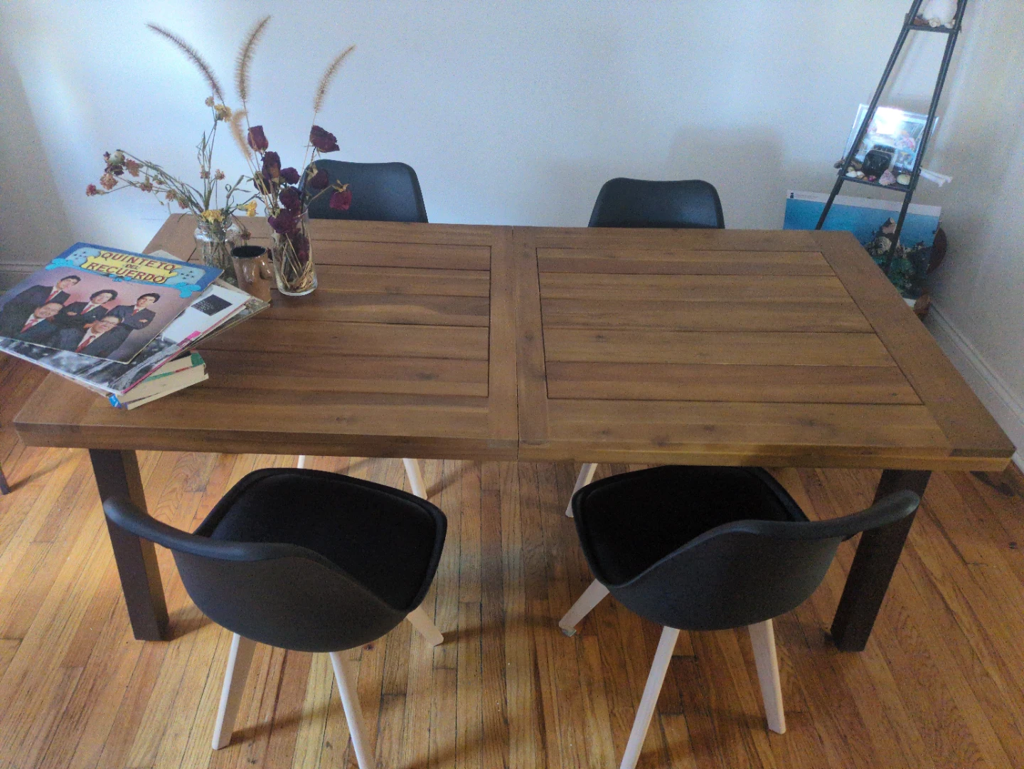 Acacia Wood Dining Table + 4 chairs