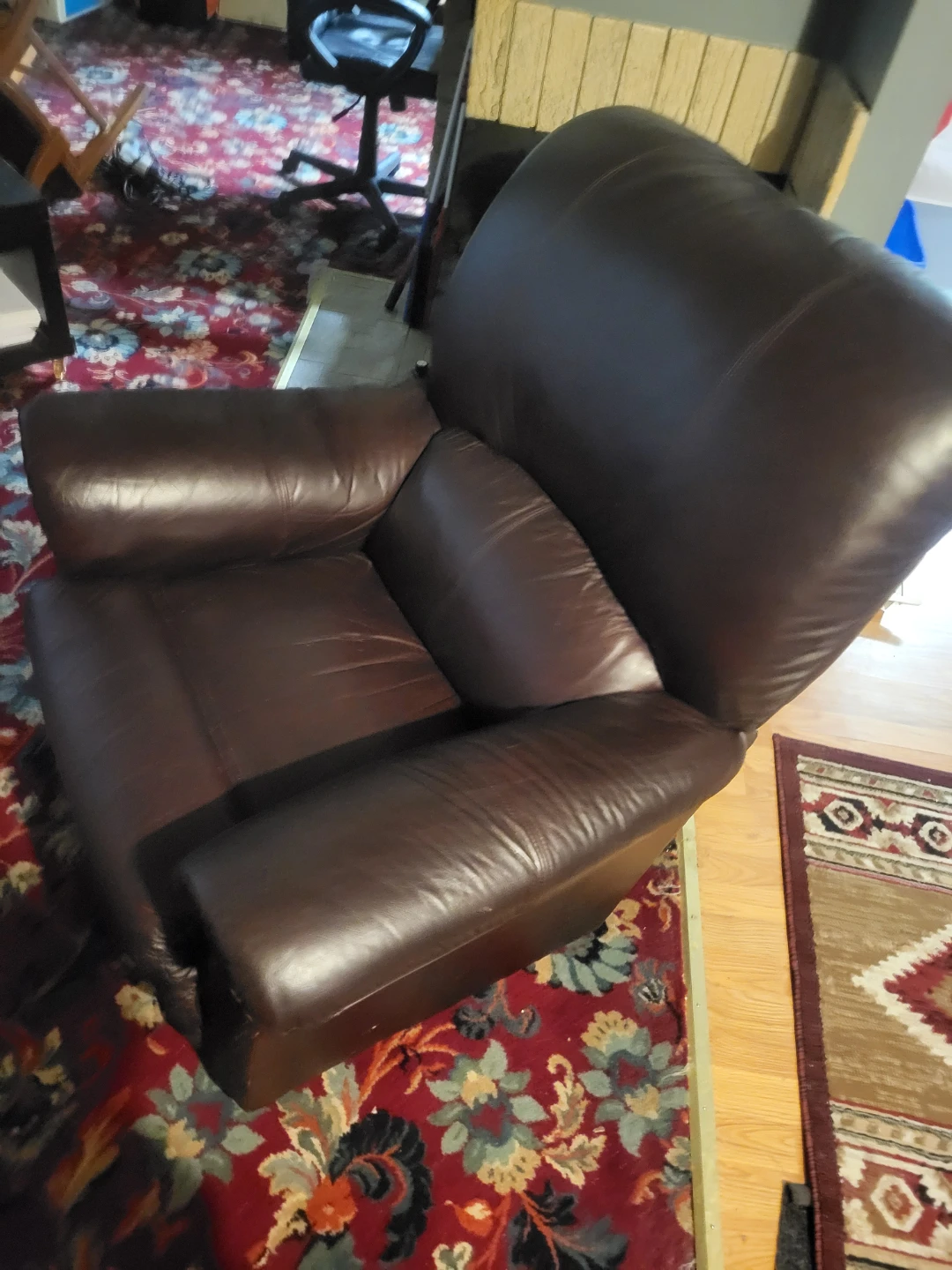 Brown Leather Recliner Chair - photo 5