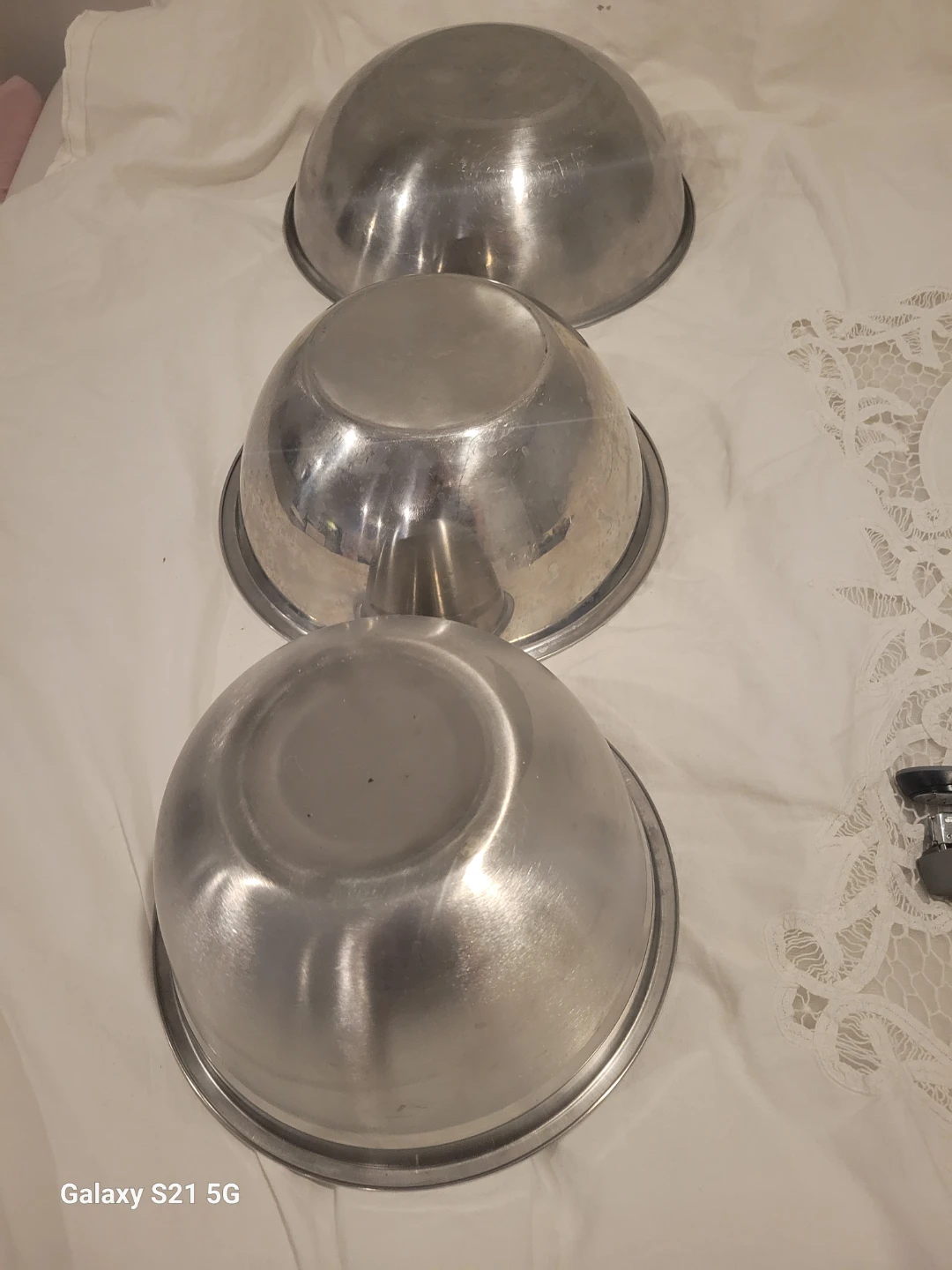 Set of 3 Stainless Steel Mixing Bowls - photo 2