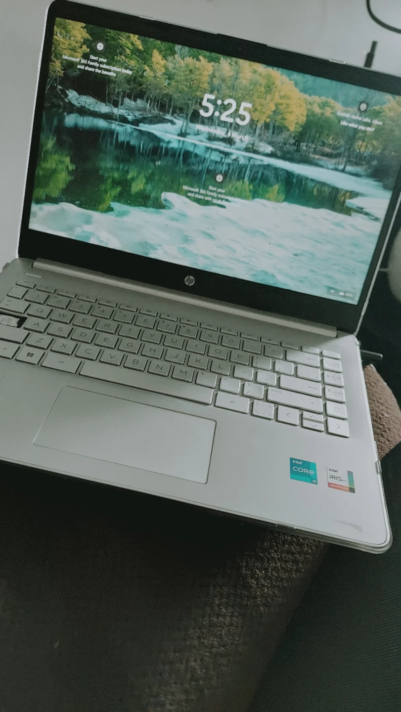 HP touchscreen" Laptop - Intel Core i5
