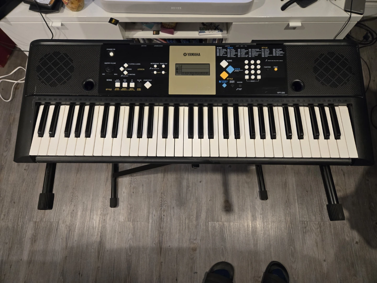Yamaha YPT-220 Portable Keyboard Piano - photo 3