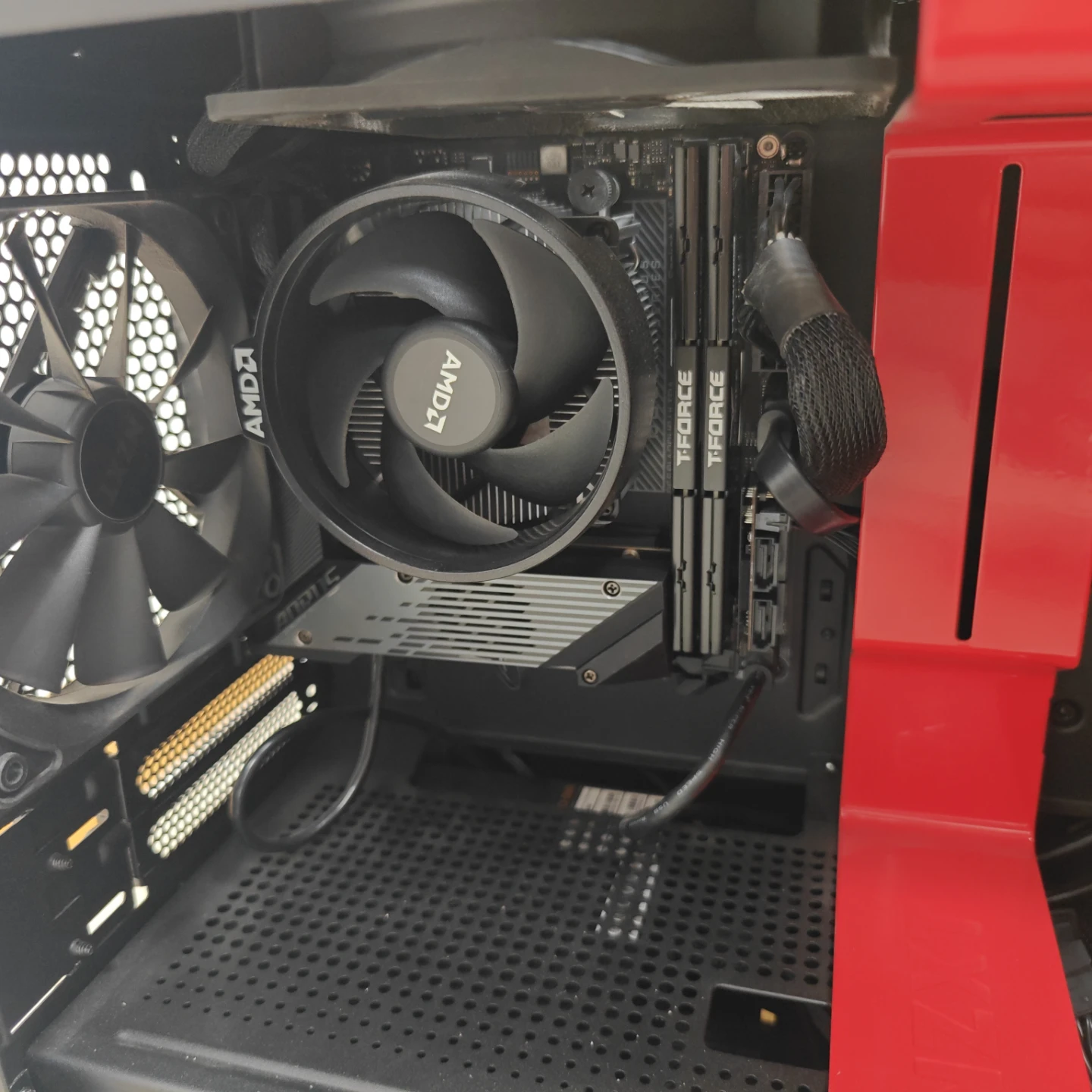 Red/Black Workstation - photo 2