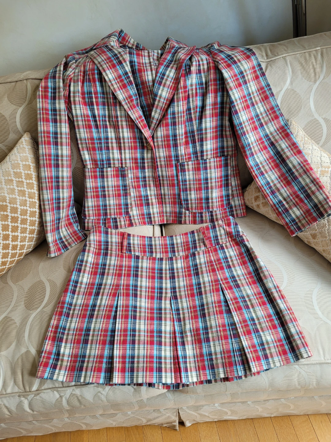 Vtg. A.B.S. by Allen Schwartz Plaid Blazer & Skirt Set - photo 2