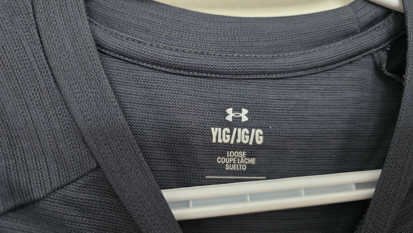 New Under Armour T-Shirt - Youth L - photo 3