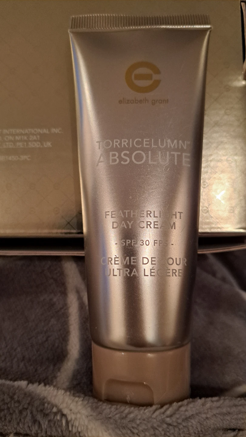 Elizabeth Grant Torricelumn  Featherlight Day Cream SPF 30