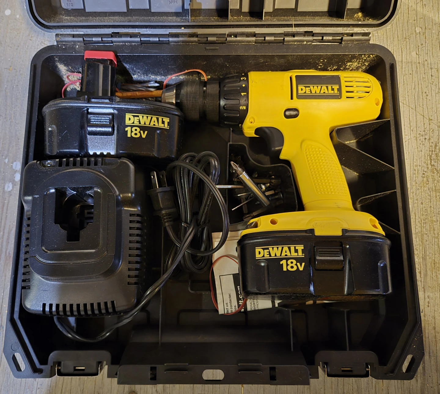 DeWalt Cordless Adjustable 1/2" Clutch Driver/Drill - photo 2