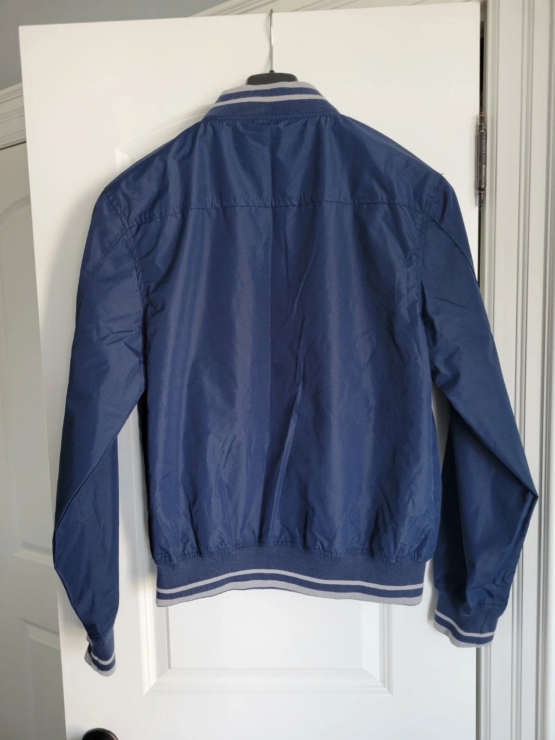 U.S. Polo Assn. Bomber Jacket and T-Shirt Set - photo 3