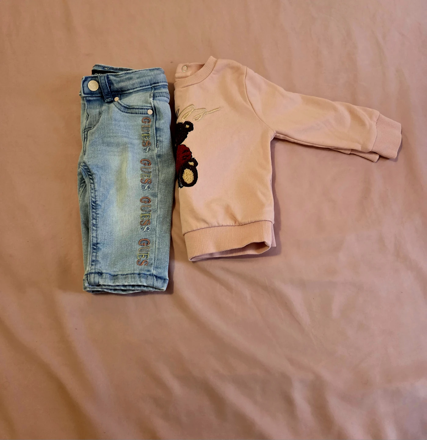 Guess Baby Outfit - Pink Teddy Bear Sweatshirt & Jeans - photo 2