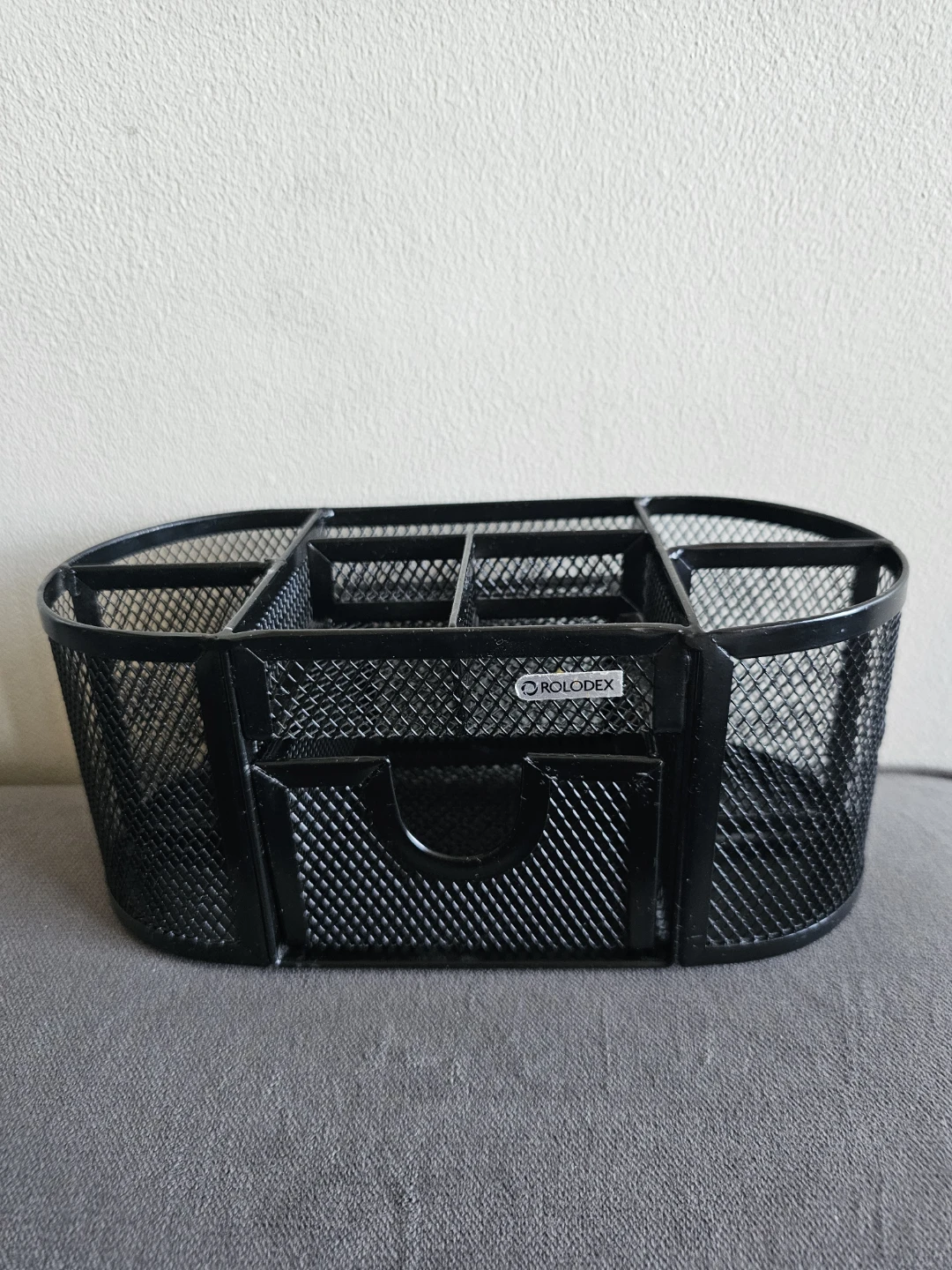 ROLODEX Oval Pencil Cup and Stationary Holder, Black