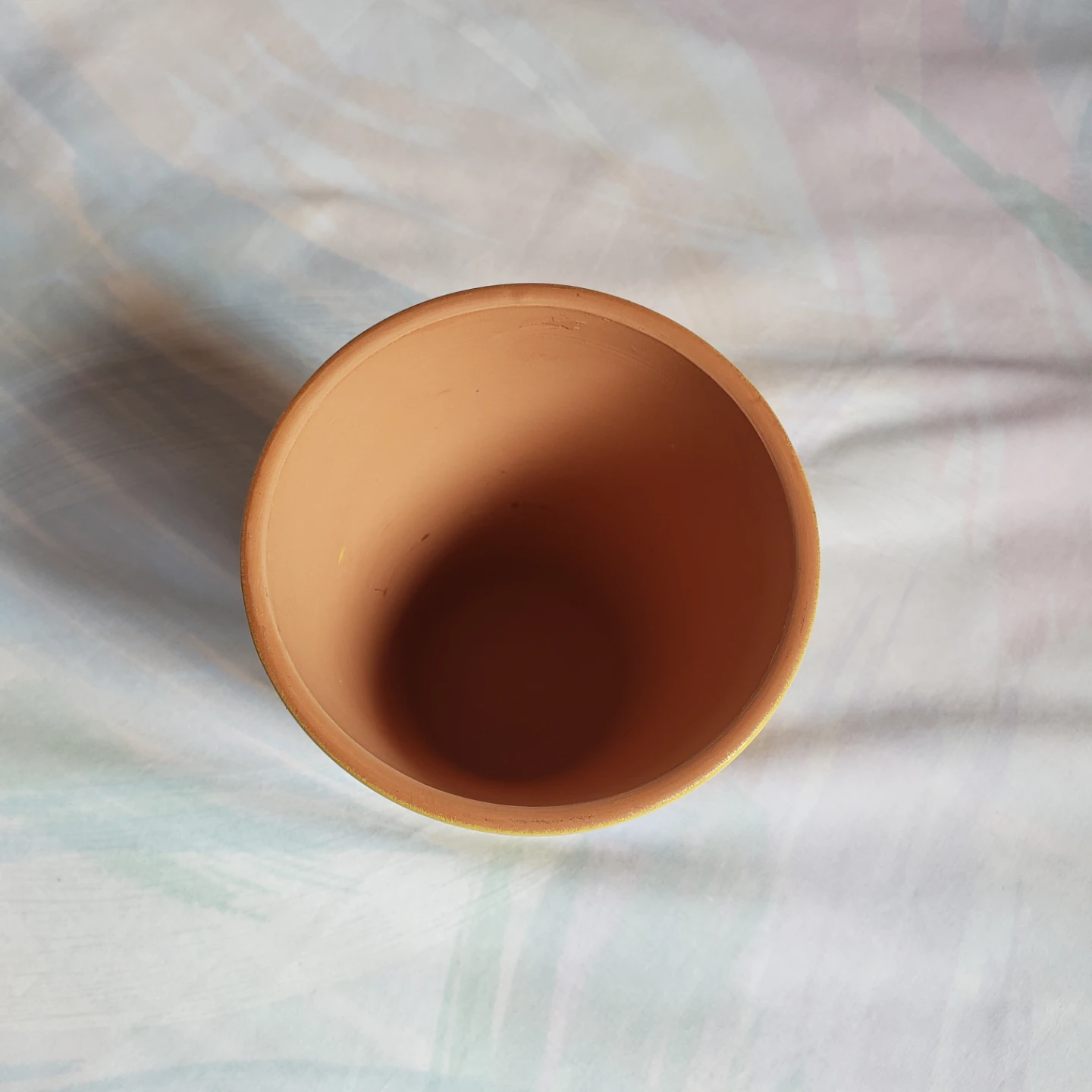 Small Hand-Painted Terracotta Pot - photo 2