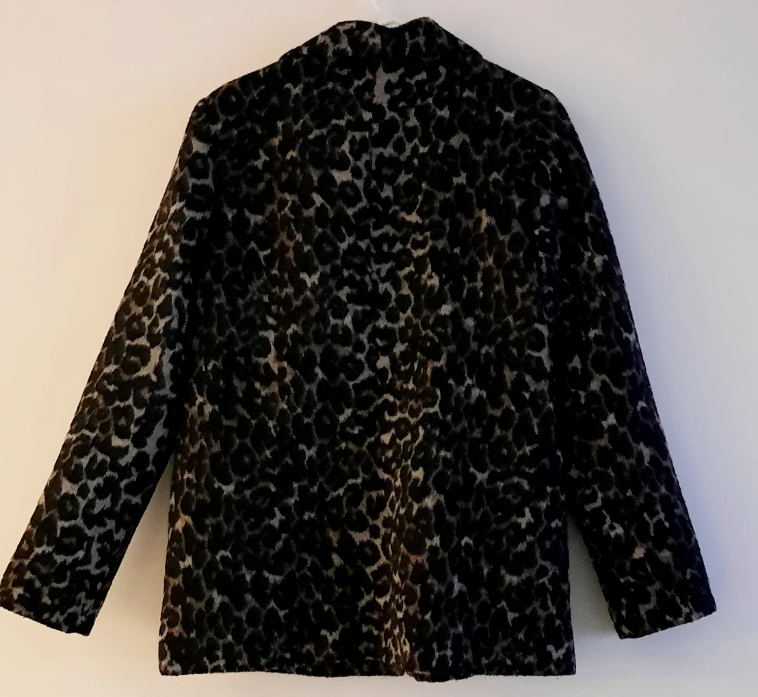 Forever 21 Leopard Print Faux Fur Jacket - photo 2