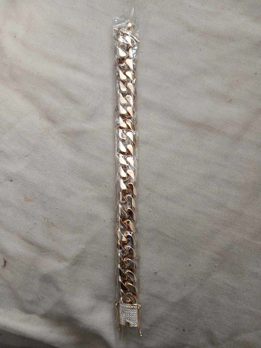 18K Gold Plated Alloy Cuban Link Bracelet With Clasp