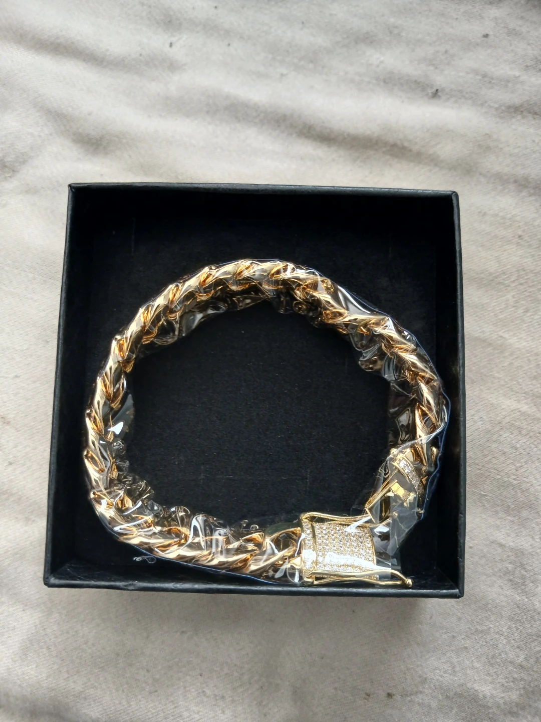 18K Gold Plated Alloy Cuban Link Bracelet With Clasp - photo 3