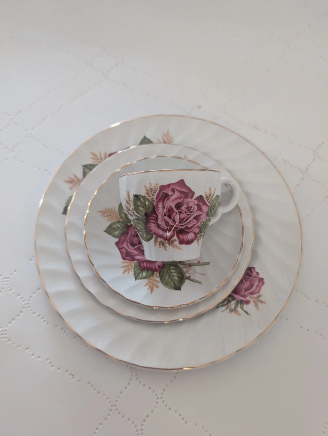 Vintage princess Rose Teacup and Saucer Set with Plates