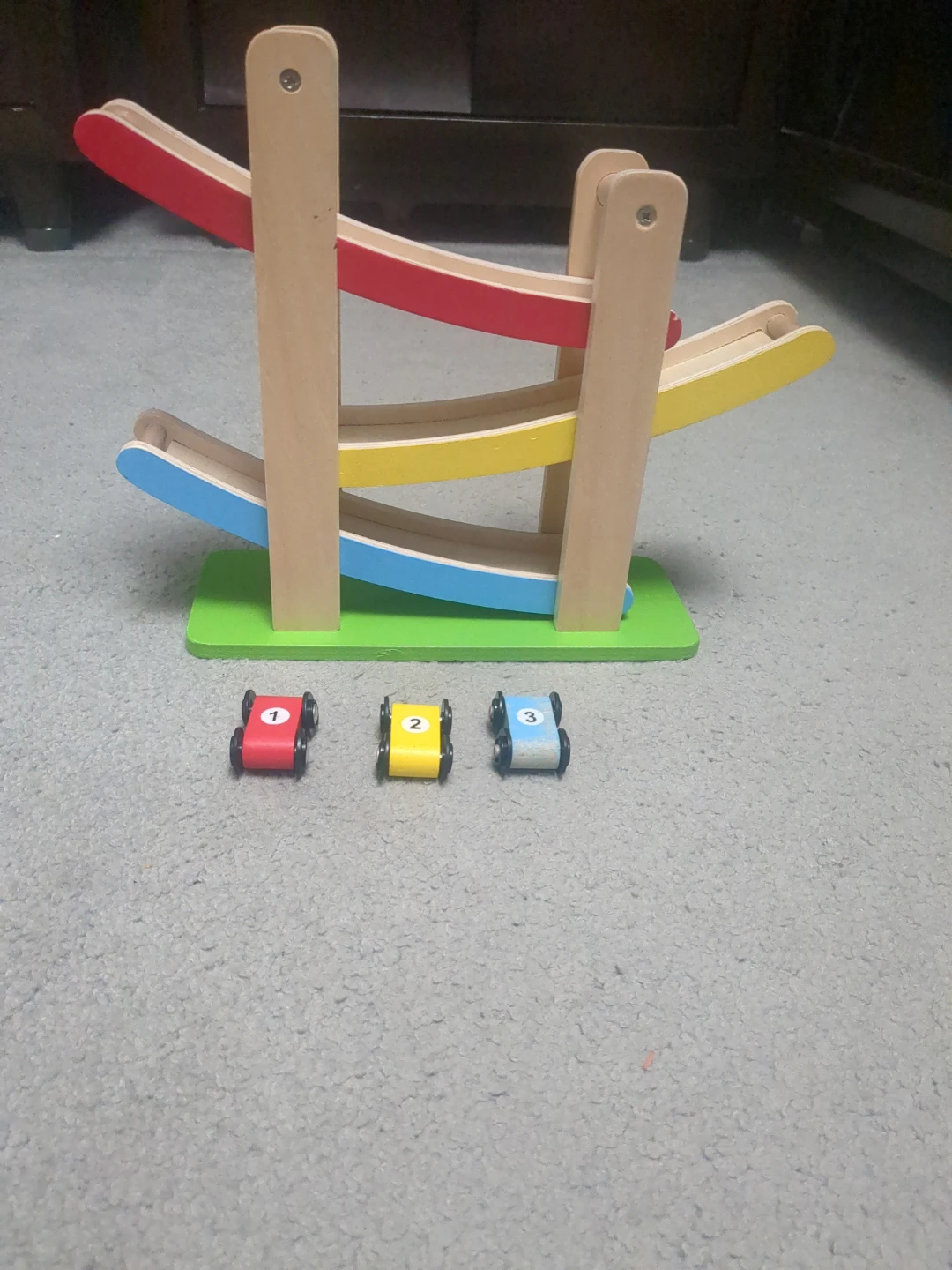 Wooden Car Ramp Toy with 3 Cars